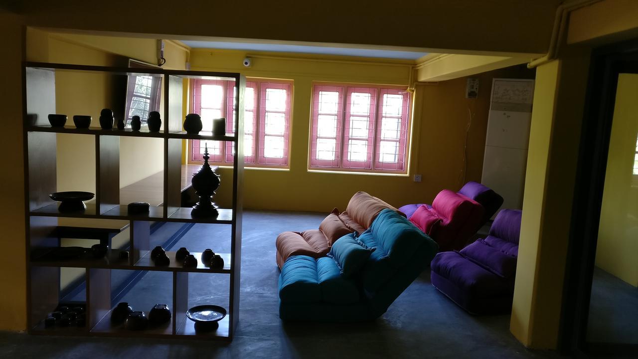 Kaung Hostel Mandalaj Zewnętrze zdjęcie